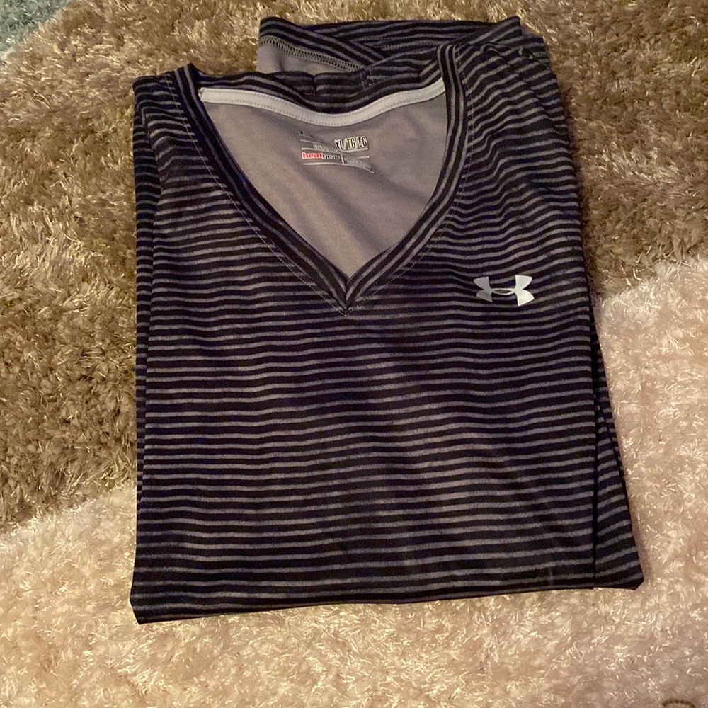 Under armour top